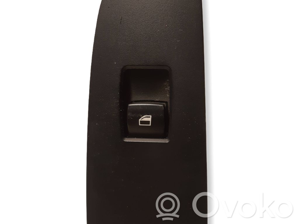 BMW 1 E81 E87 Electric window control switch 