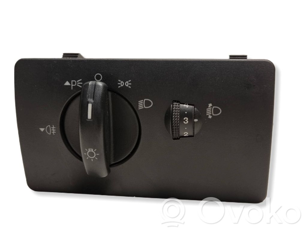 Ford Mondeo Mk III Light switch 