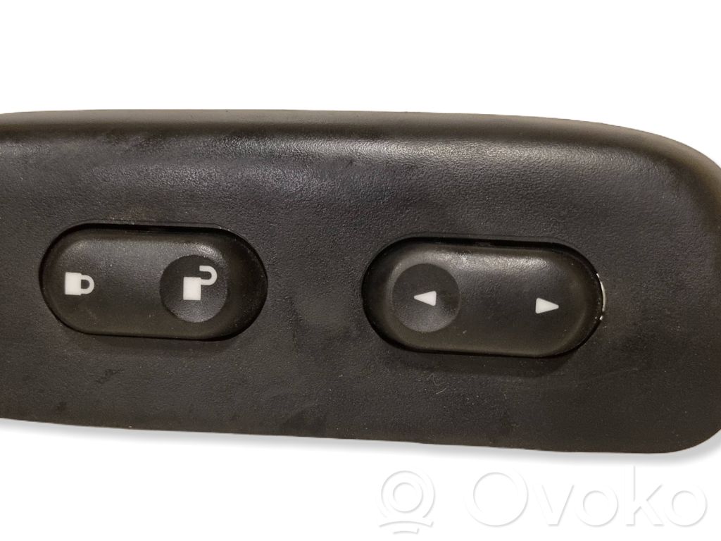 Central locking switch button   3L8T14017AAJADS,YF1T14729301DS,30017236,3001723
