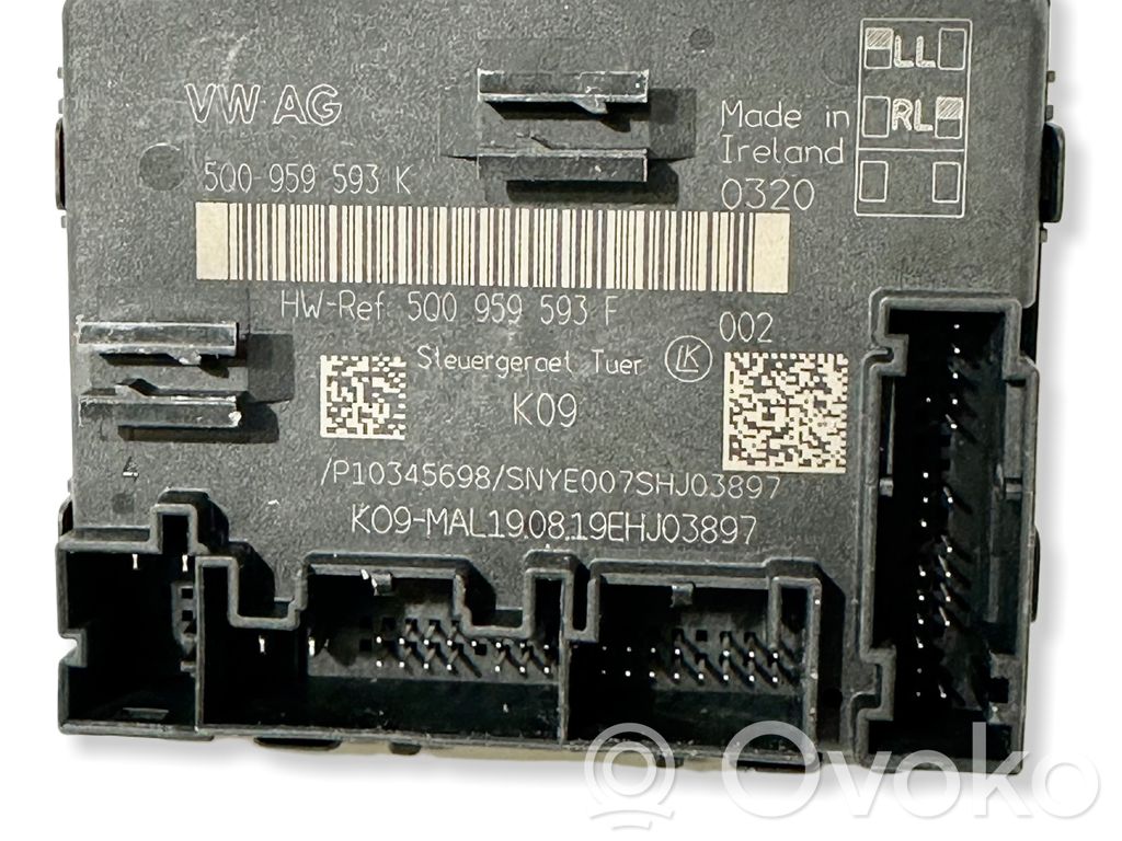 Volkswagen Tiguan Door control unit/module 