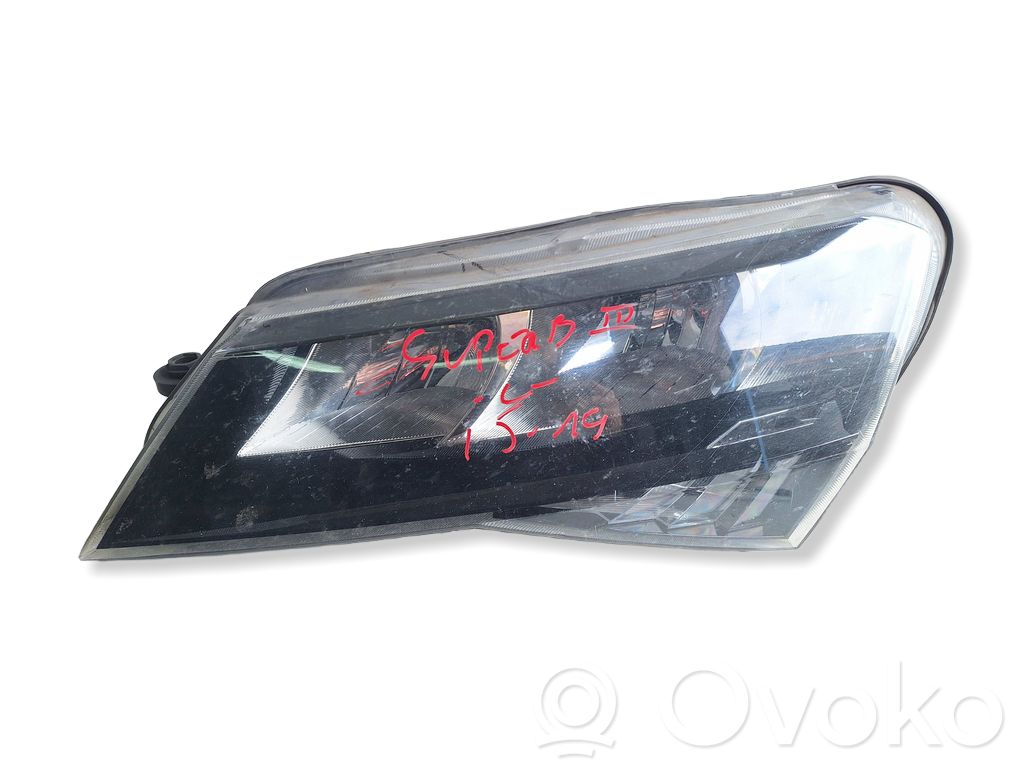 Skoda Superb B8 (3V) Lampa przednia 