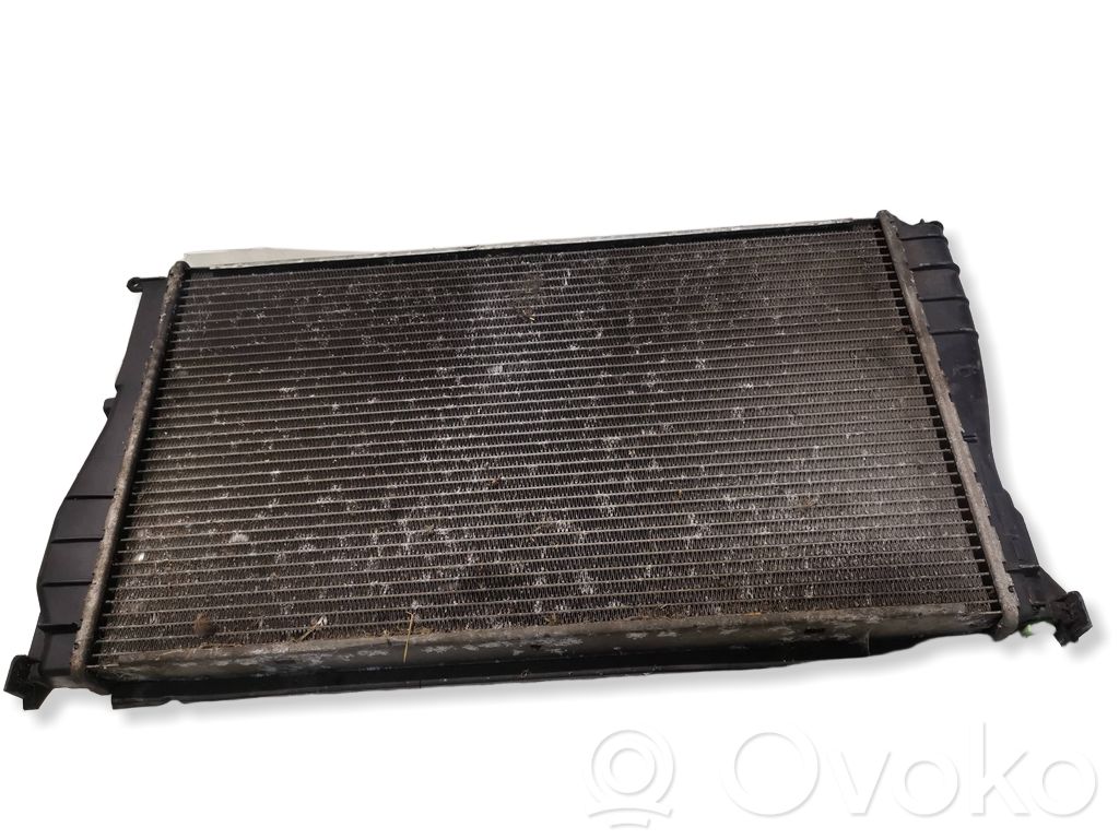 BMW 3 E90 E91 Coolant radiator 