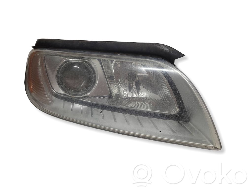Phare frontale   31214348,6333200001