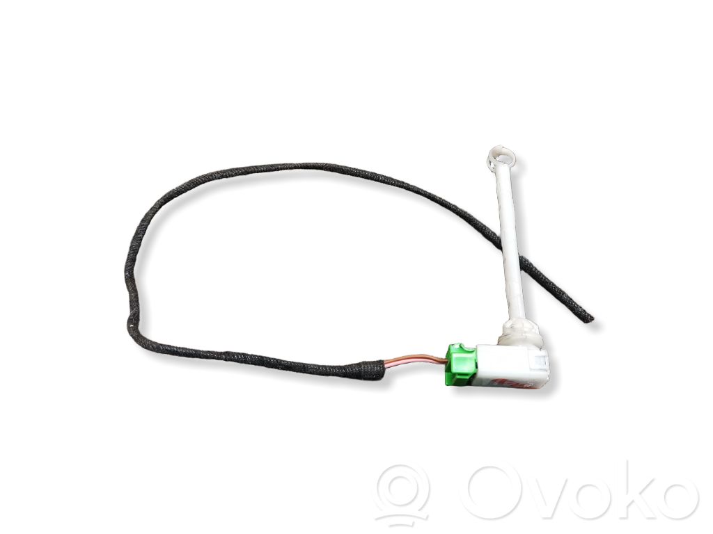 Interior temperature sensor   9171489