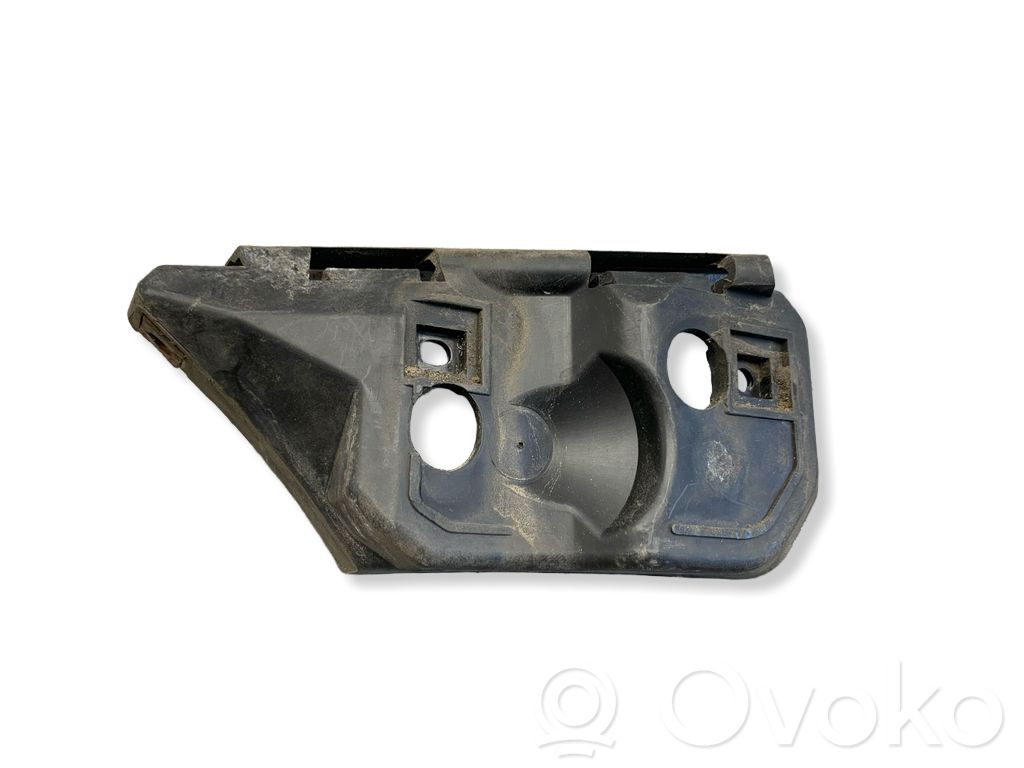 Front bumper mounting bracket   30655874