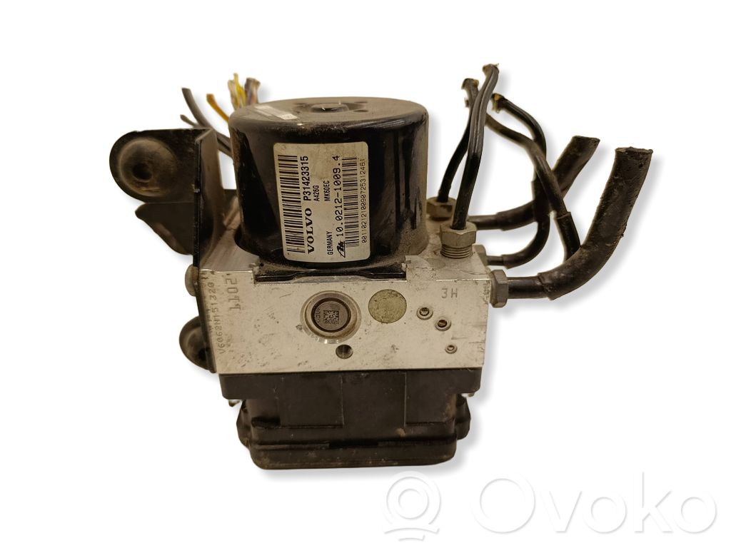 Volvo V40 ABS Pump 