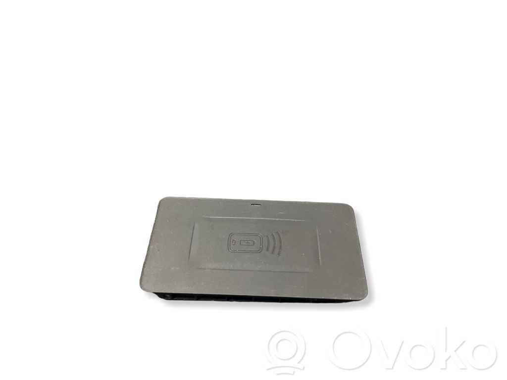 BMW X5 G05 Wireless charging module 