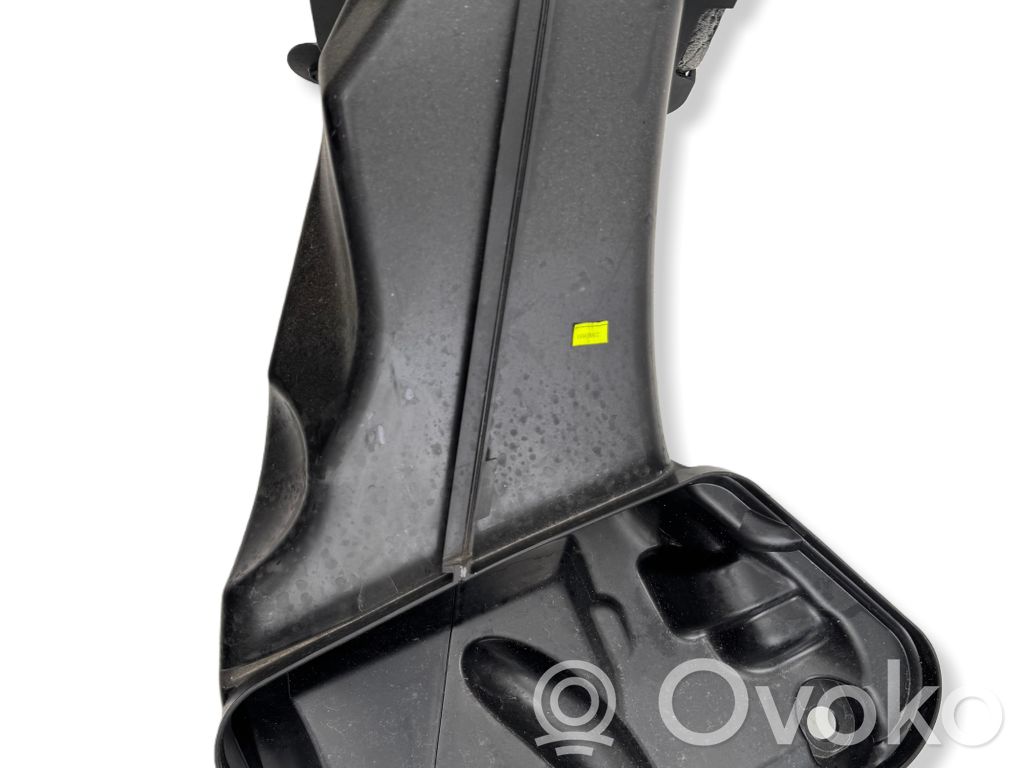 Tesla Model Y Ohjaamon sisäilman ilmakanava 