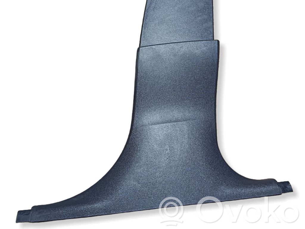 (B) pillar trim (bottom)   7027090,52850610