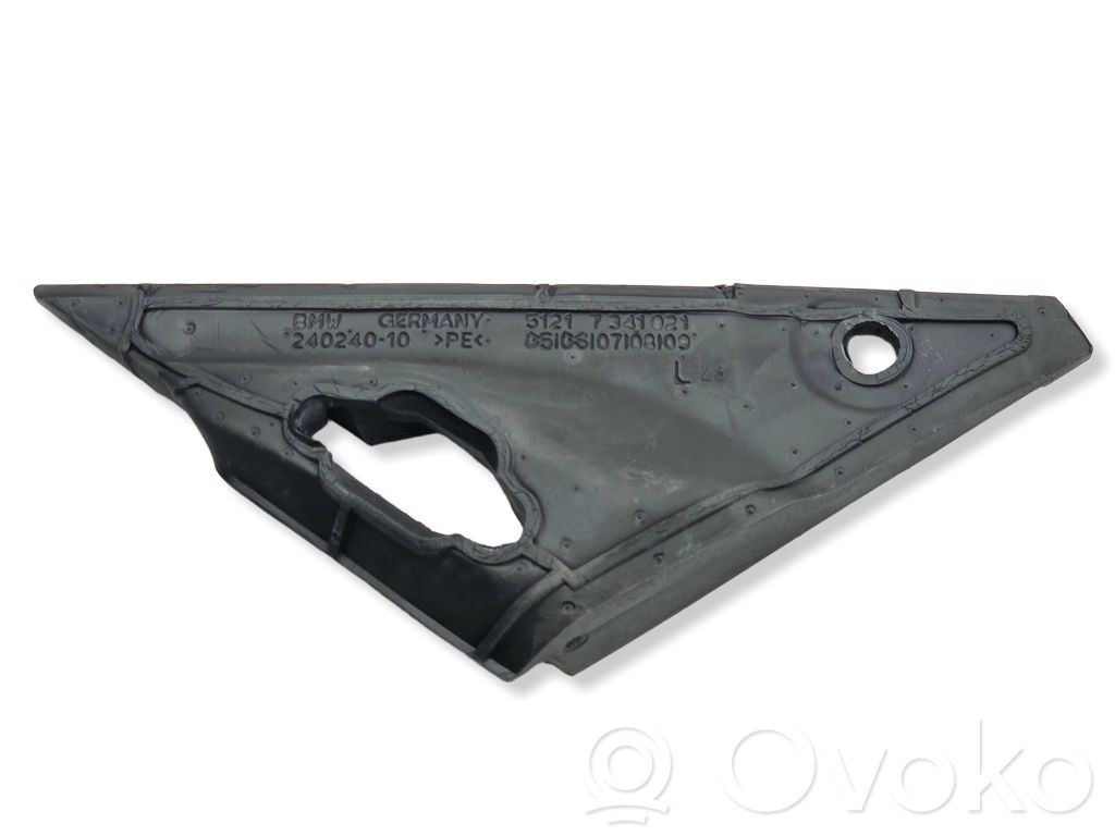 BMW 5 G30 G31 G38 Element lusterka bocznego drzwi przednich 