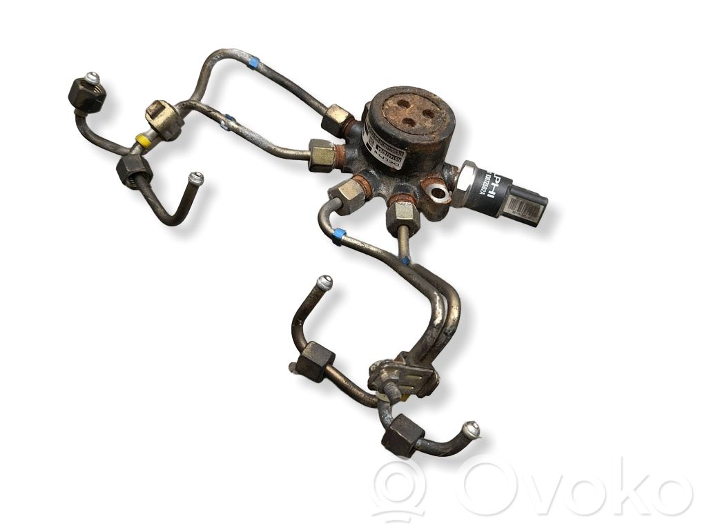 Ford Focus Fuel main line pipe 