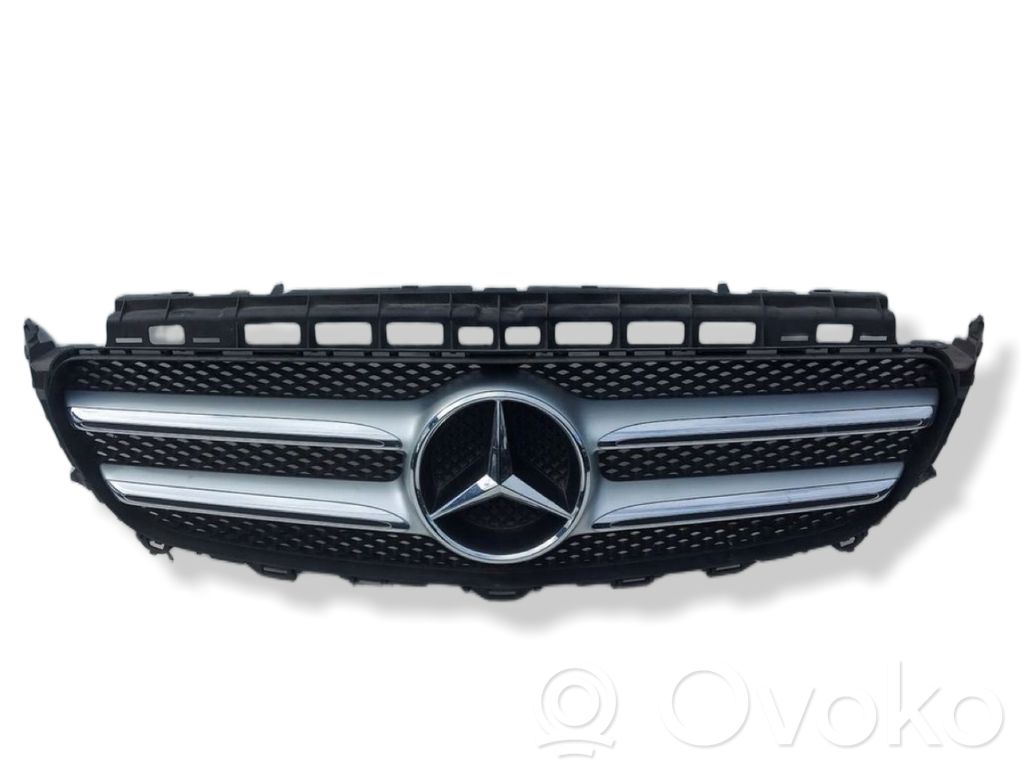 Mercedes-Benz E W213 Rejilla superior del radiador del parachoques delantero 