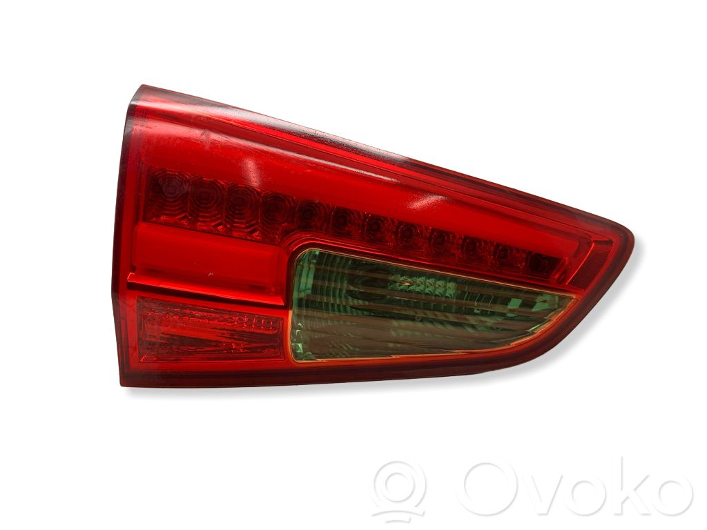 KIA Ceed Tailgate rear/tail lights 