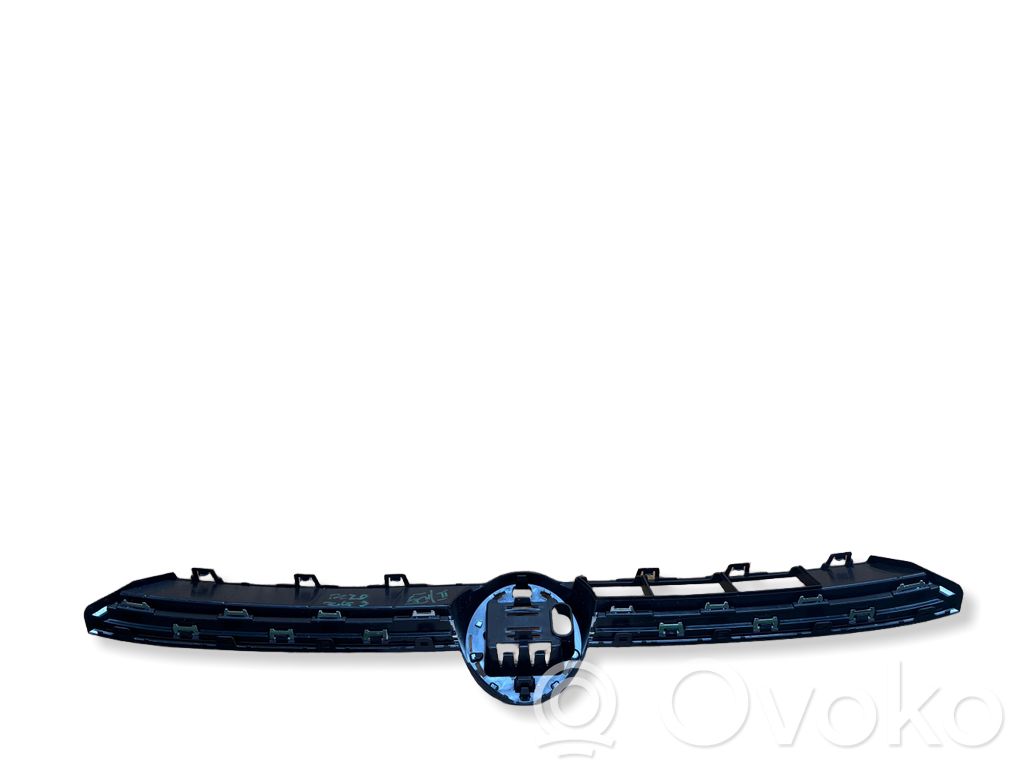 Volkswagen Polo VI Griglia anteriore 
