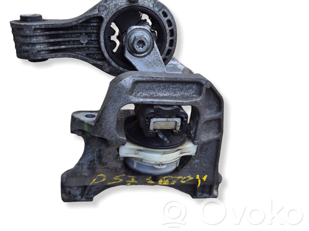 Engine mount bracket   4A110010,9817223080