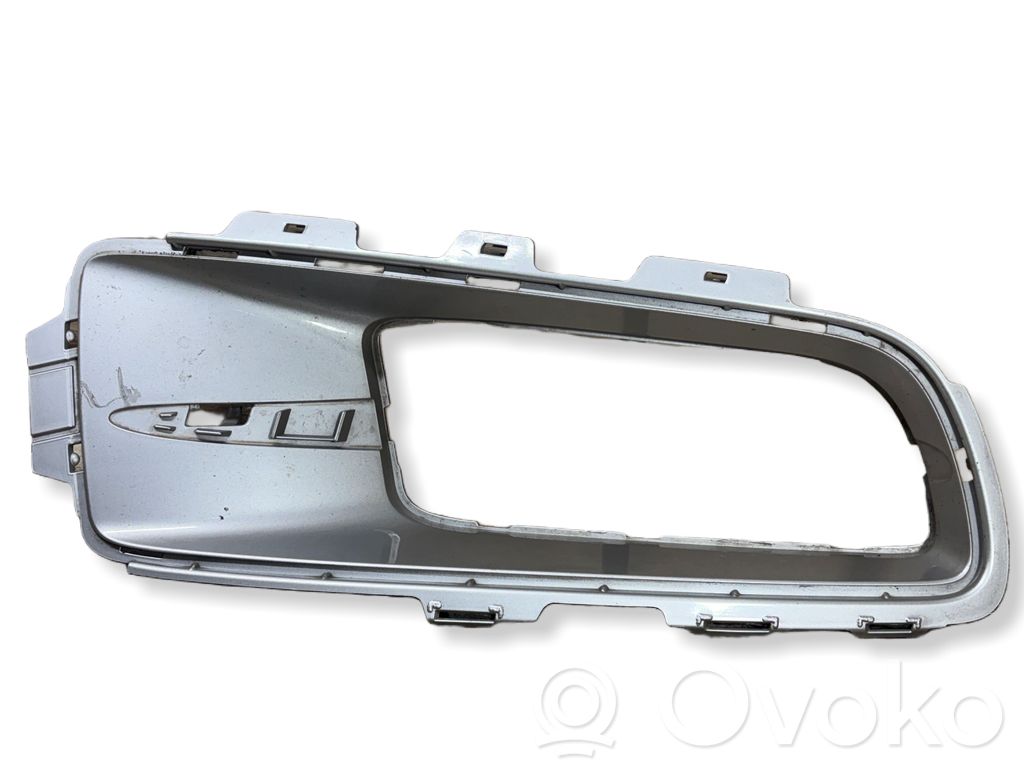 BMW X5 E70 Front bumper lower grill 