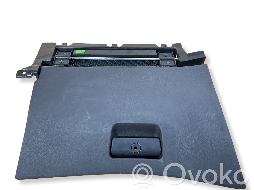 BMW 3 E46 Glove box 