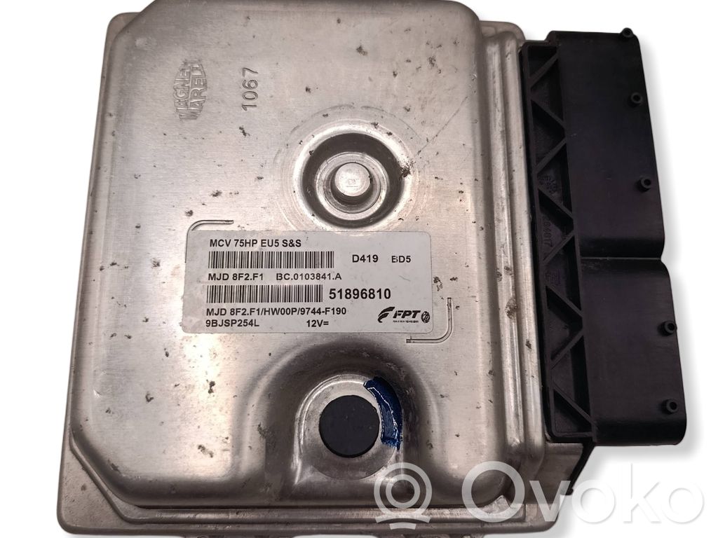 Peugeot Bipper Engine control unit/module 