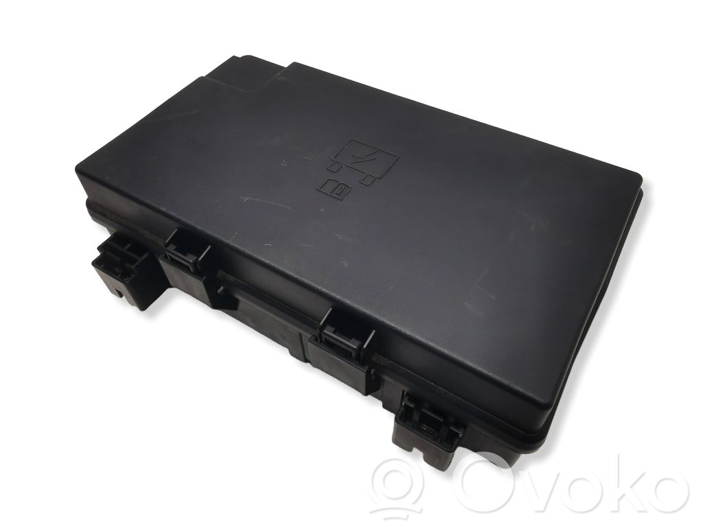 Dodge Durango Fuse module 