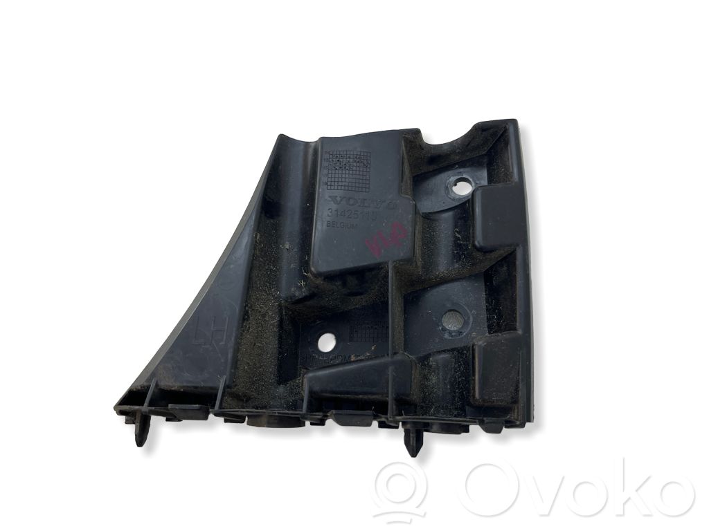 Volvo V40 Front bumper mounting bracket 