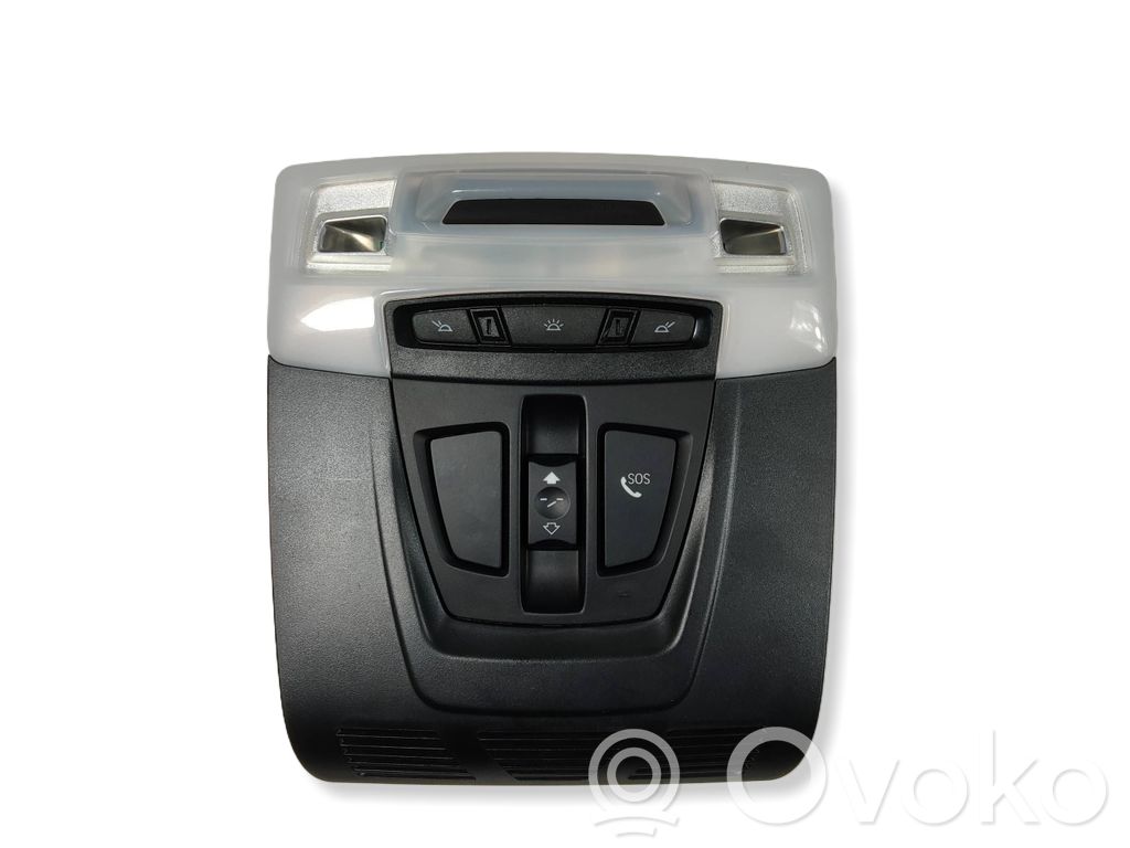 Front seat light   E3255209