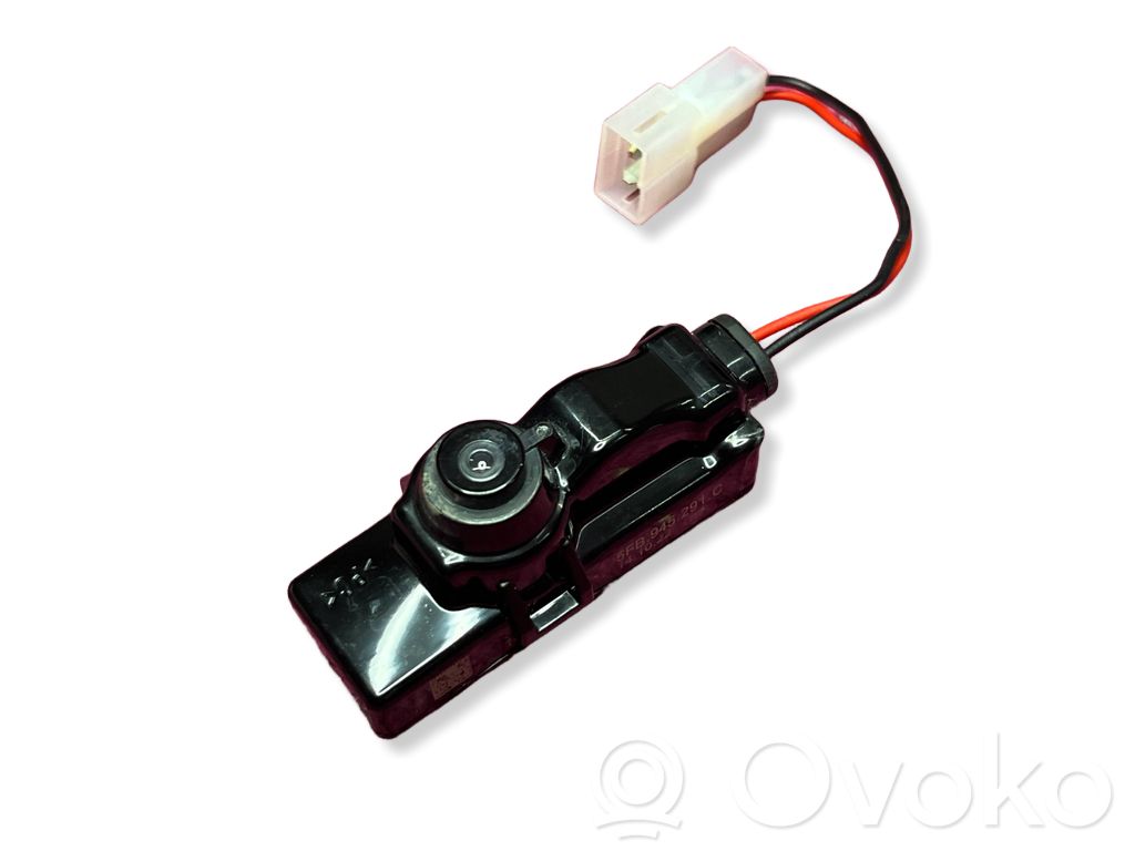 Seat Leon IV Wing mirror camera 