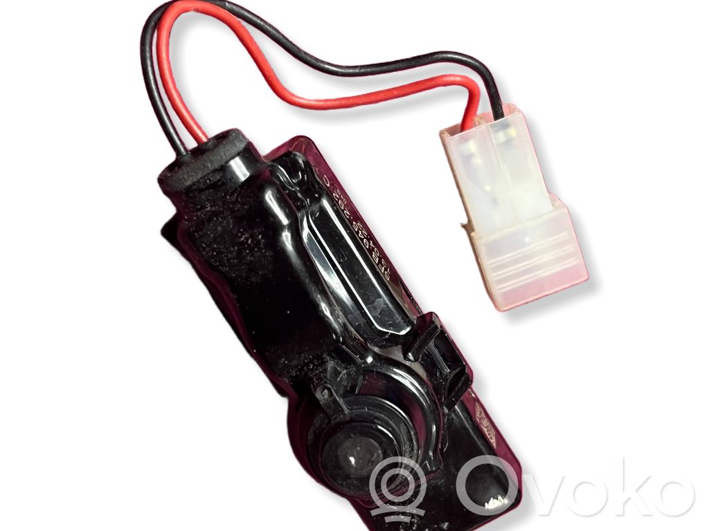 Seat Leon IV Rear glass lock/latch 