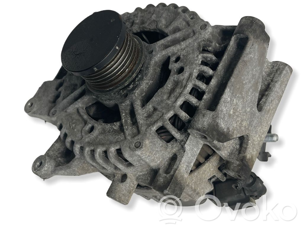 Mercedes-Benz C W204 Alternator 
