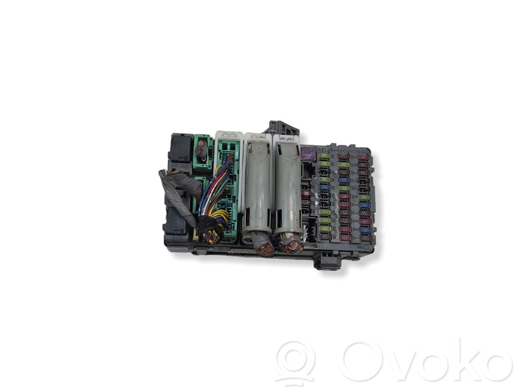 Honda Civic Fuse module 