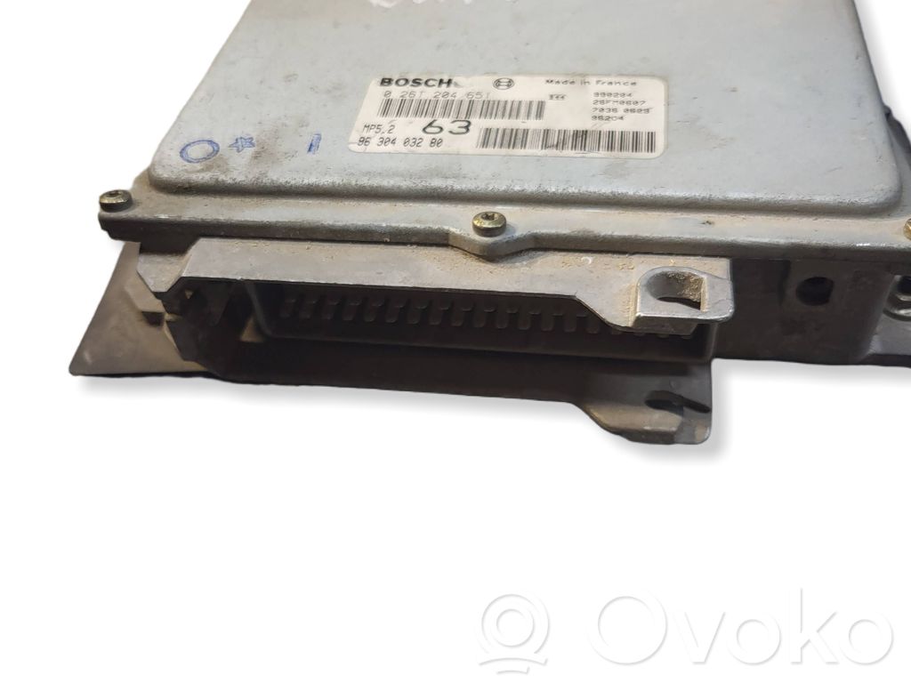Peugeot 406 Engine control unit/module 