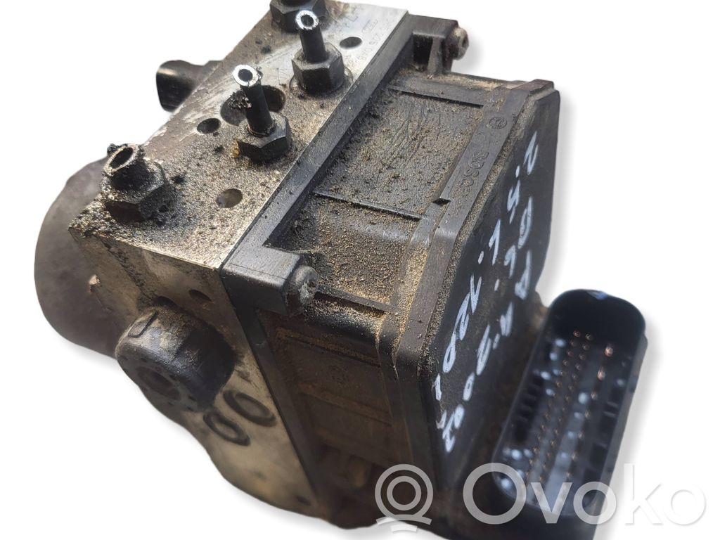 Audi A4 S4 B6 8E 8H ABS Pump 