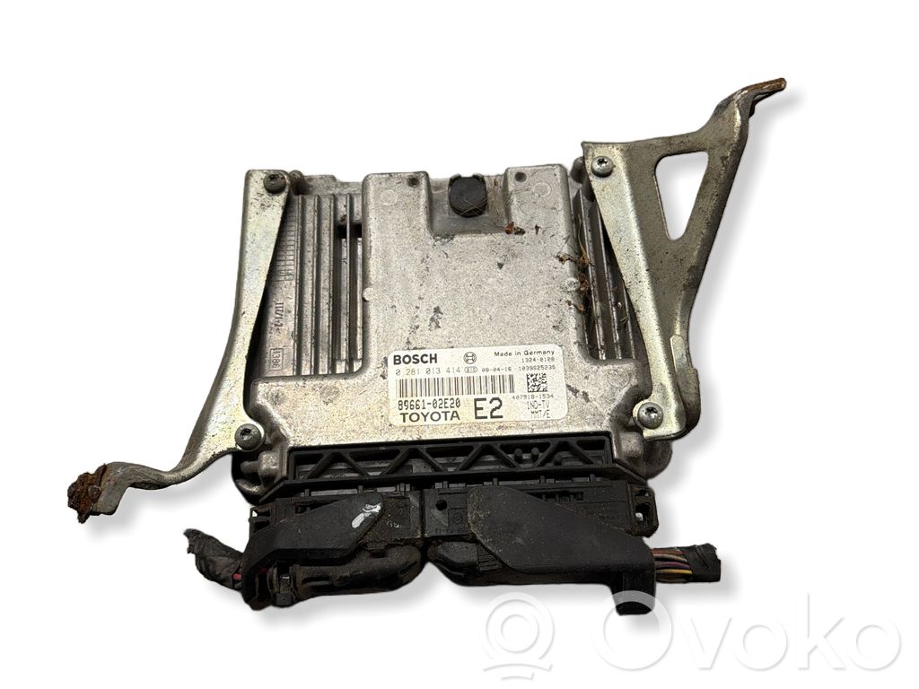 Toyota Auris 150 Engine control unit/module 