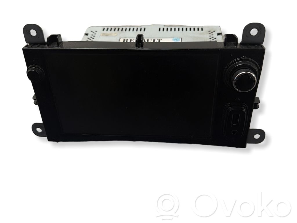Renault Clio IV Radio/CD/DVD/GPS head unit 