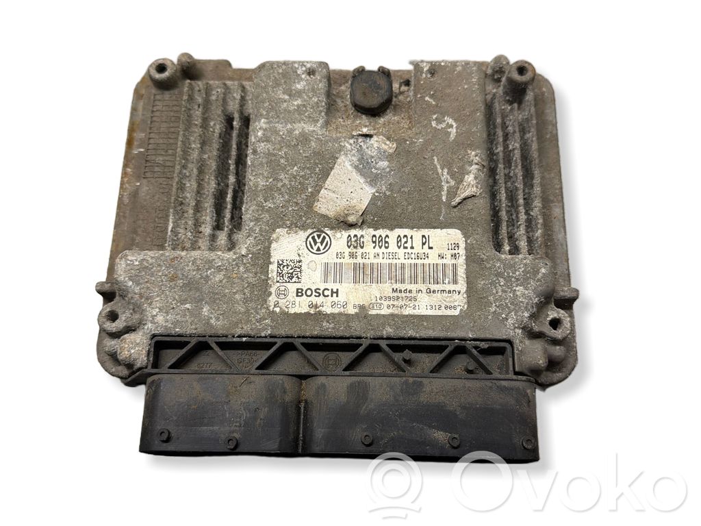 Volkswagen Golf V Engine control unit/module 