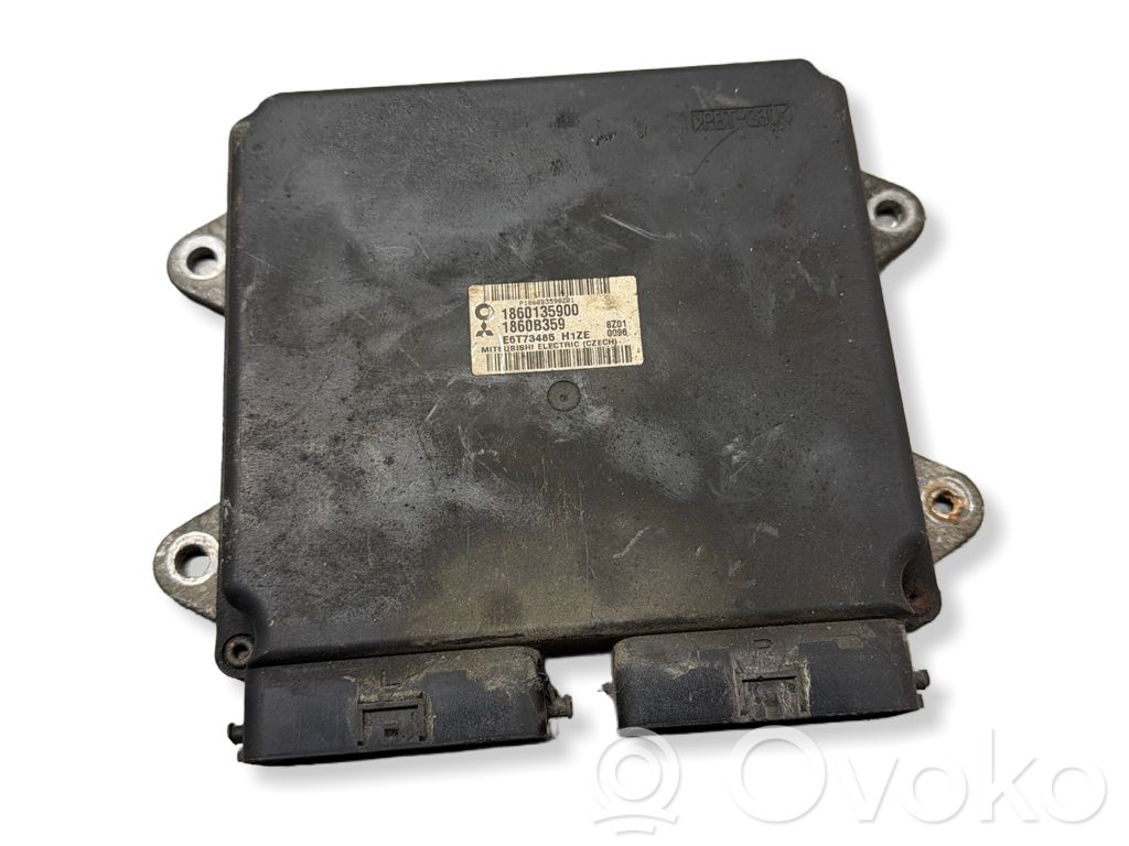 Mitsubishi Colt Engine control unit/module 
