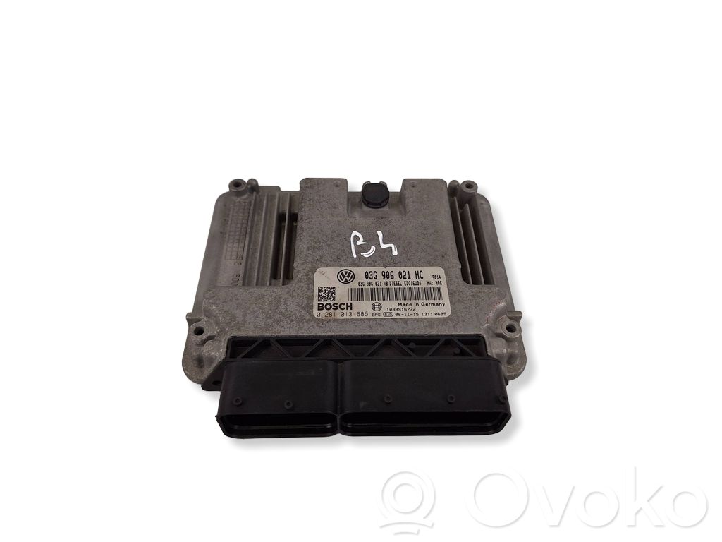 Volkswagen Golf V Engine control unit/module 