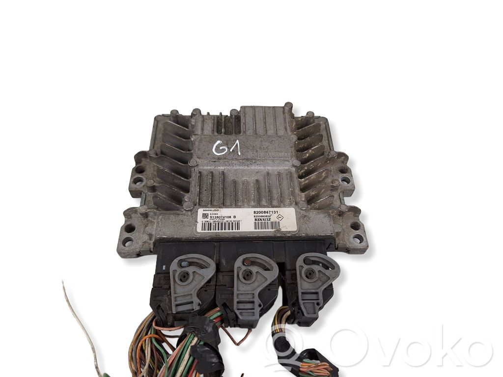 Engine control unit/module   8200847131,8200680832,S126074108