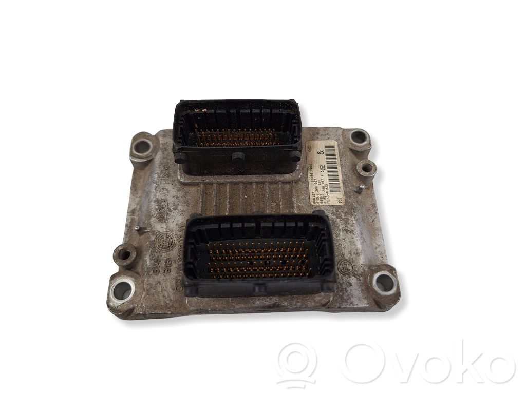Engine control unit/module   ME73H4F023,0055208857,0261208207