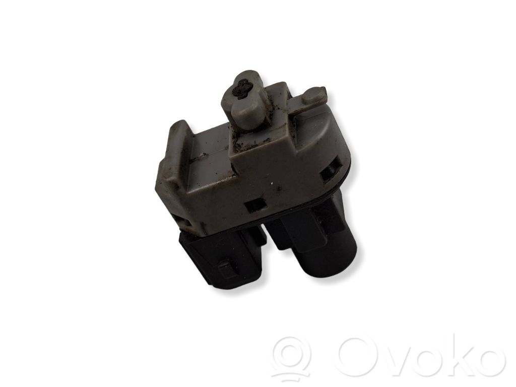 Ford Mondeo Mk III Brake pedal sensor switch 