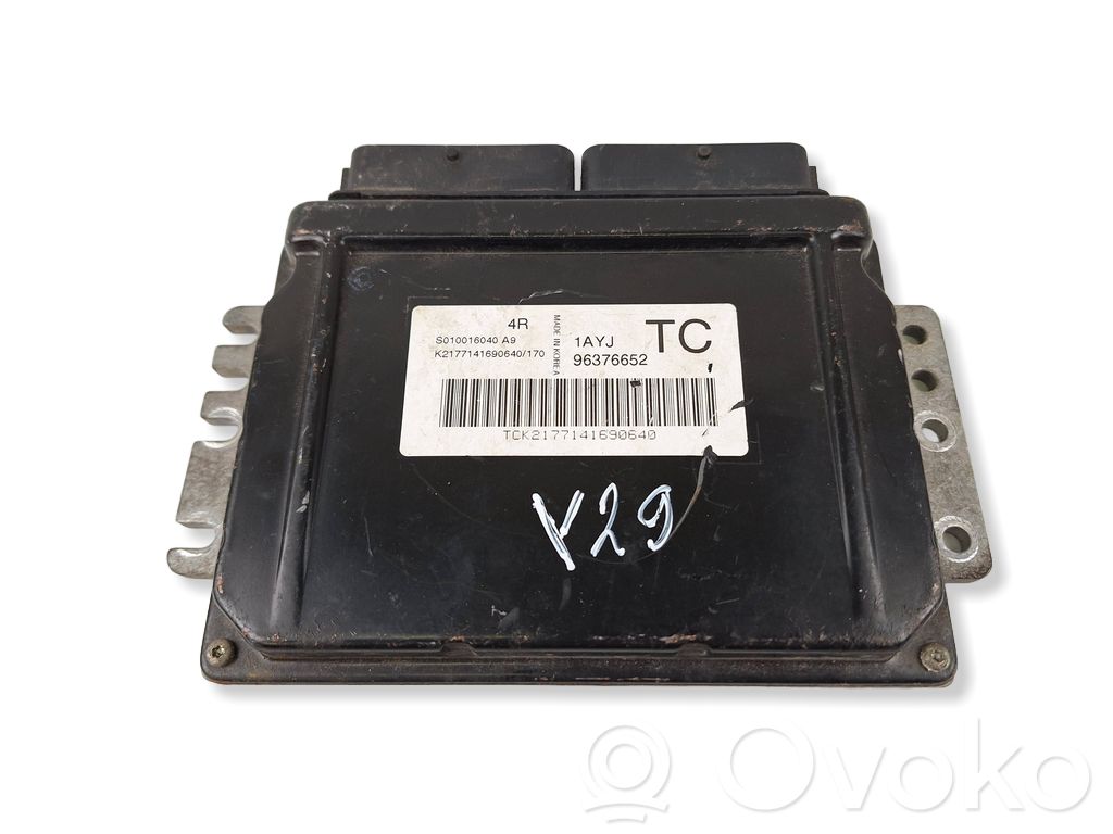 Daewoo Kalos Engine control unit/module 