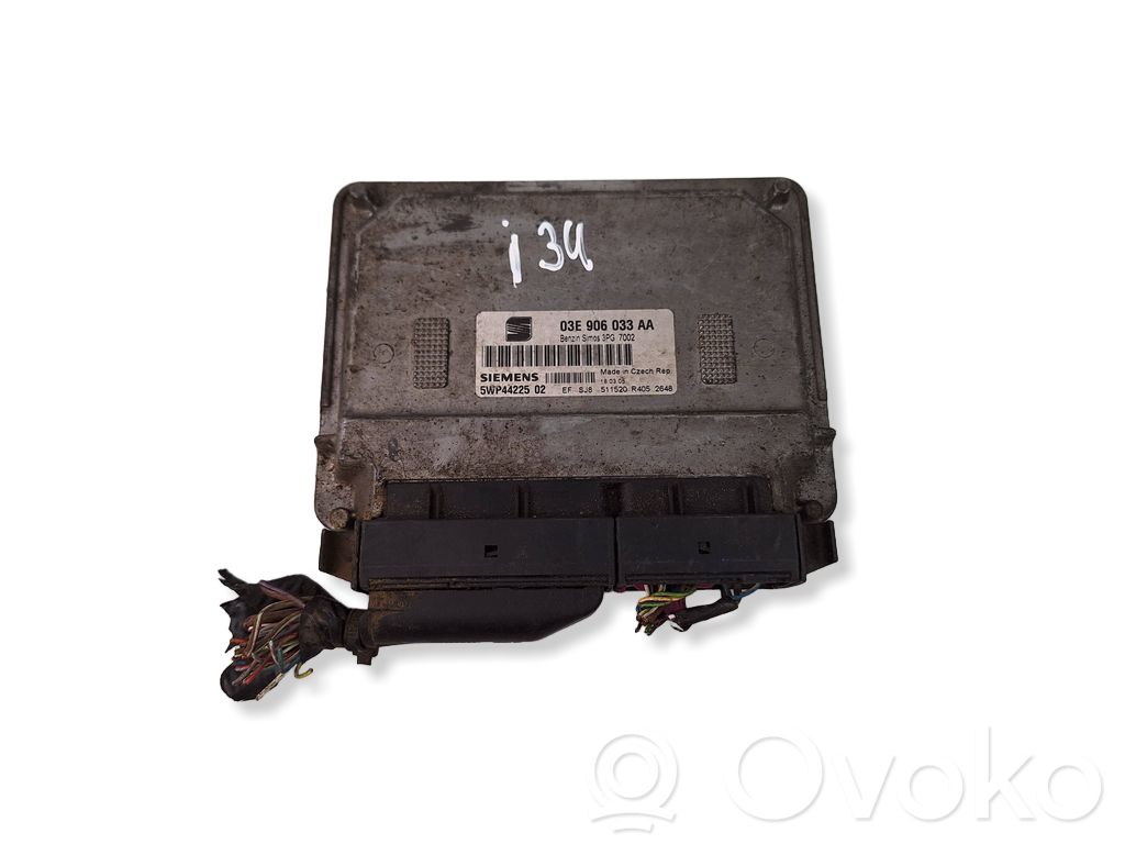 Skoda Fabia Mk2 (5J) Engine control unit/module 