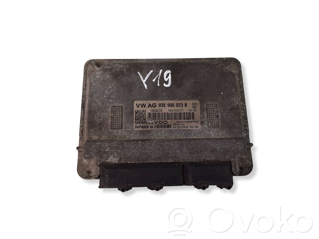 Skoda Fabia Mk1 (6Y) Engine control unit/module 