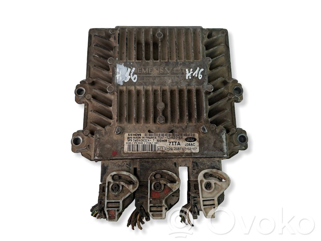Ford Focus Engine control unit/module 