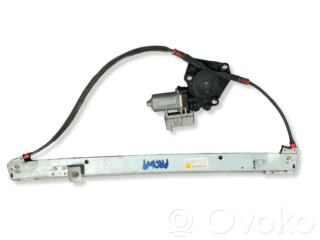 Iveco Daily 4th gen Macara ușă față cu motor 