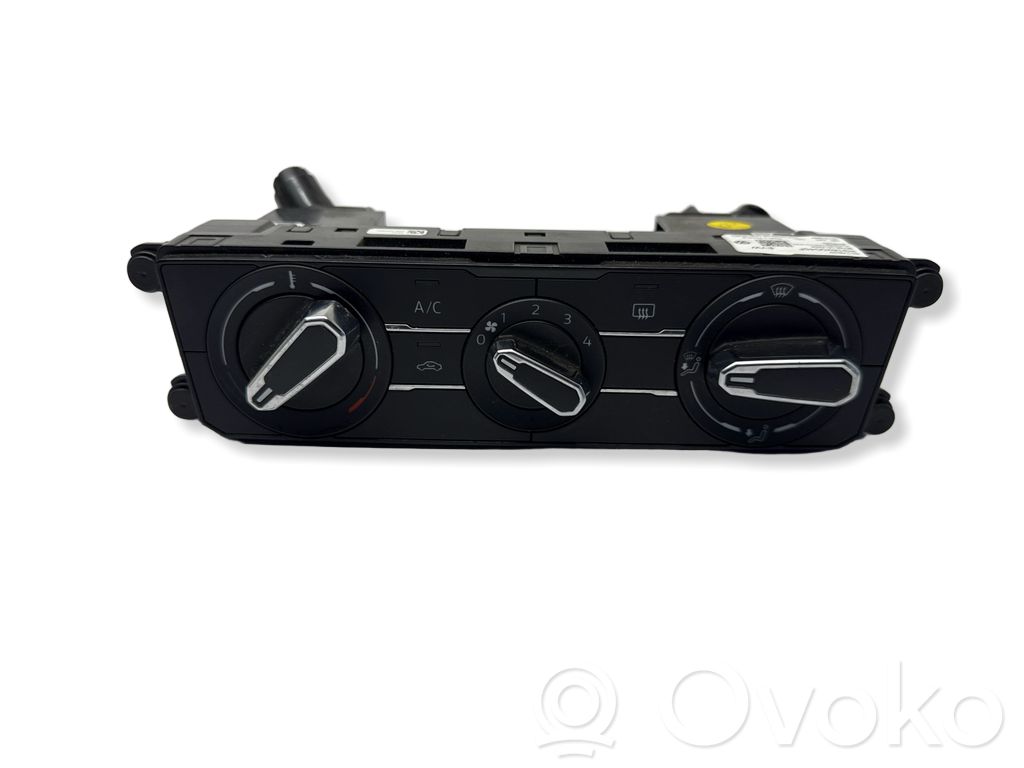 Volkswagen Polo VI Oro kondicionieriaus/ klimato/ pečiuko valdymo blokas (salone) 