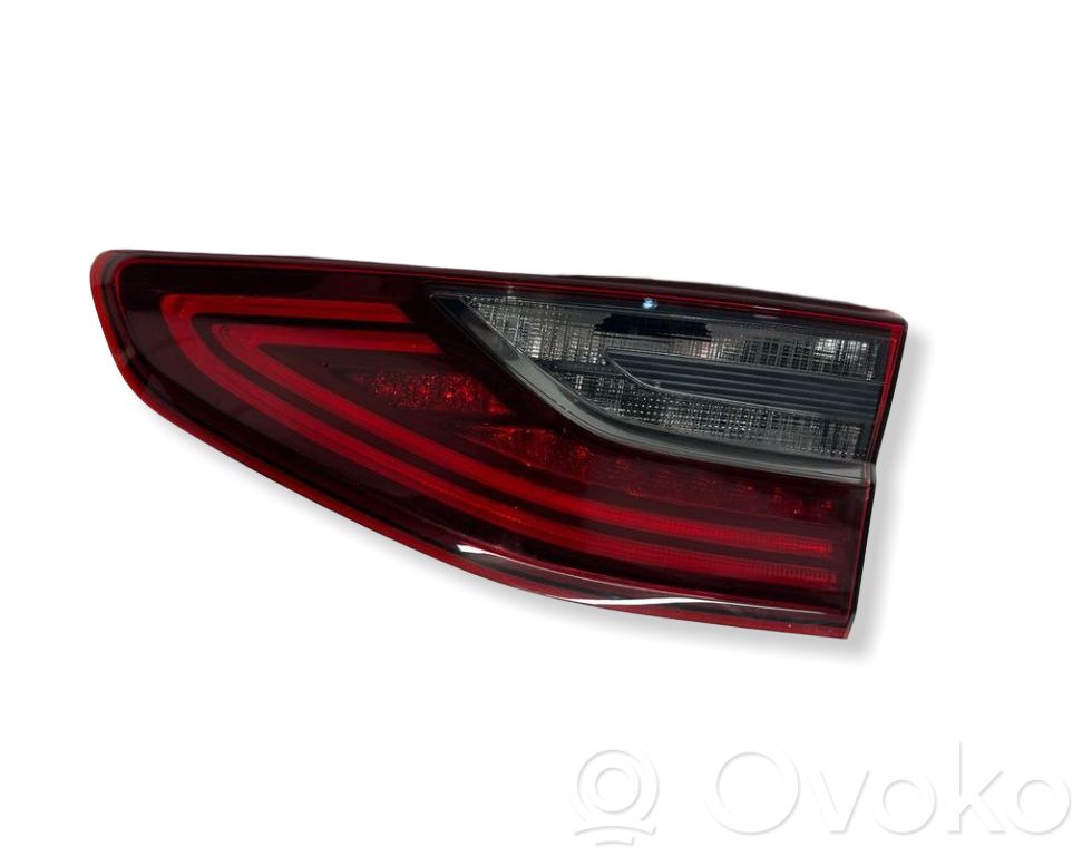 KIA Ceed Tailgate rear/tail lights 
