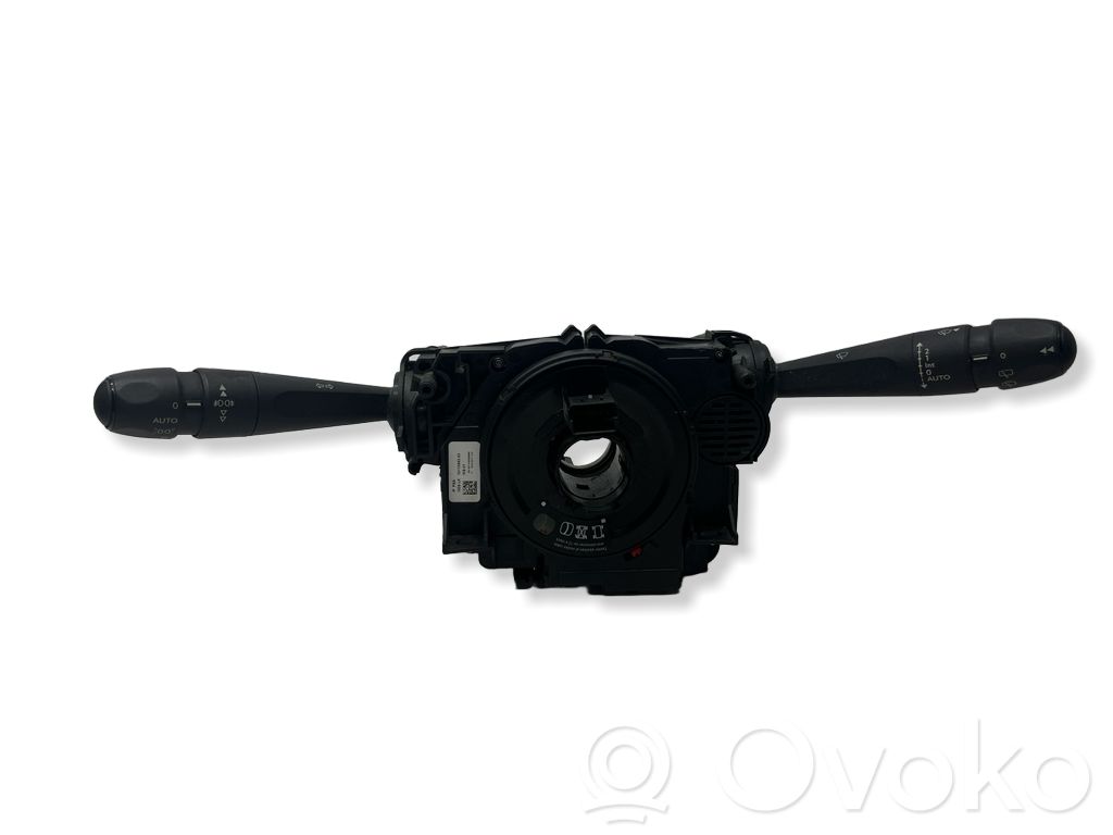 Peugeot 3008 II Interruptor/palanca de limpiador de luz de giro 