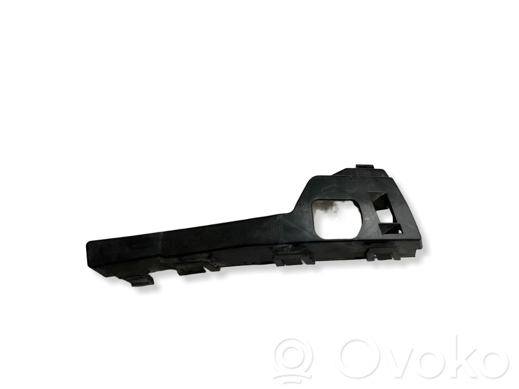 Ford Focus Front bumper mounting bracket 