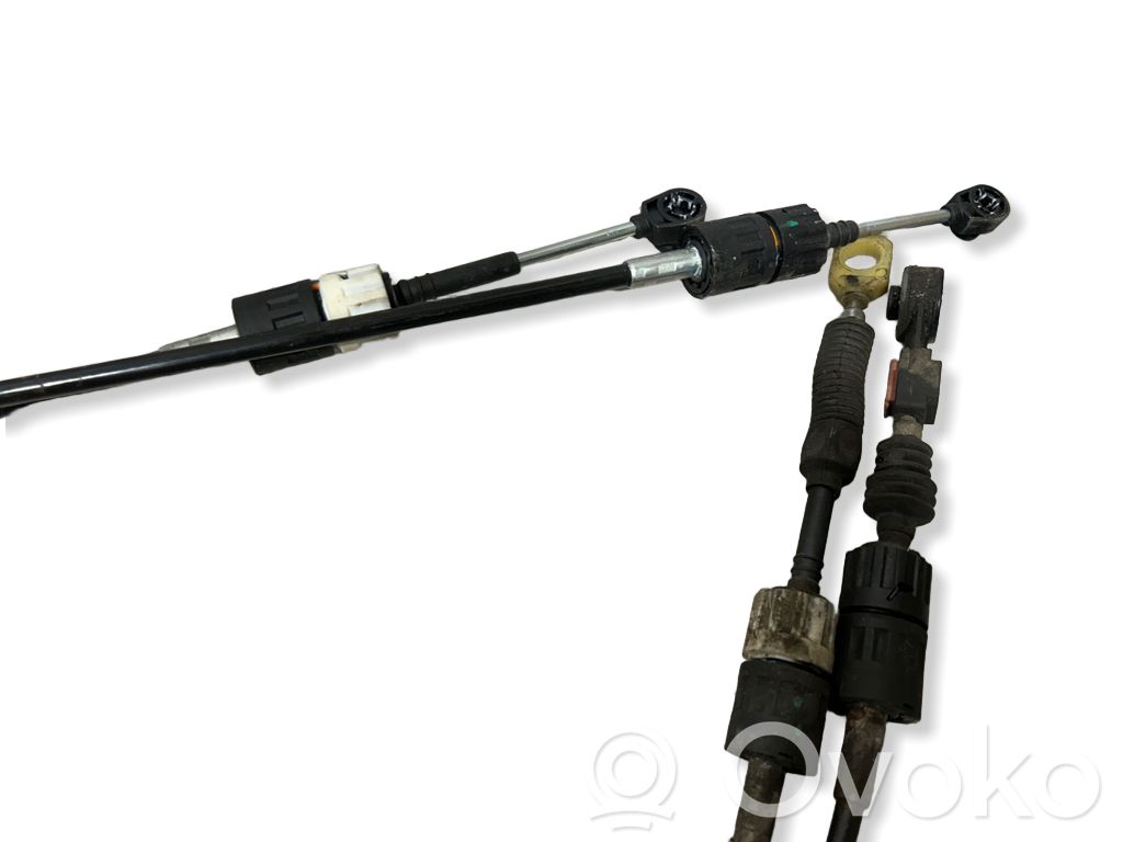 Ford Focus Gear shift cable linkage 