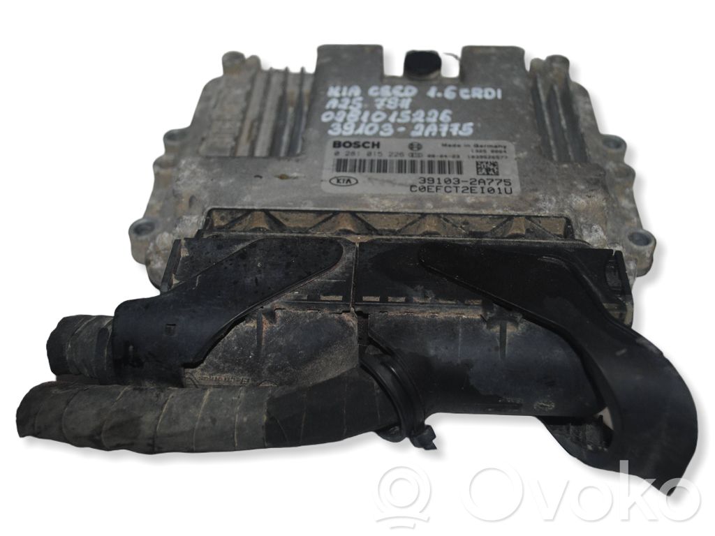 Moottorin ohjainlaite/moduuli   0281015226,391032A775,1039S26577